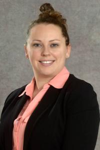 Amanda J Ucci, AUD Profile Headshot